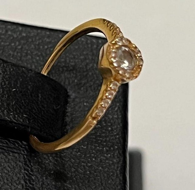 Кольцо из красного золота с цирконием (32716750) 1