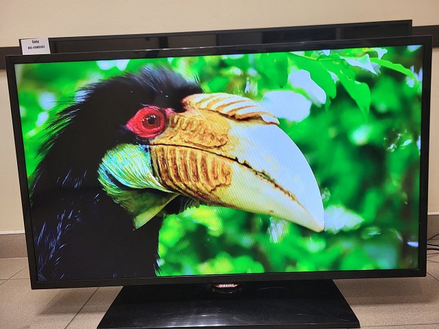 Телевизор Samsung UE-39F5020  0