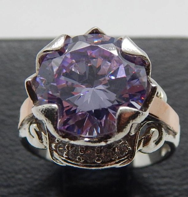 Серебряное кольцо с цирконием (31445772) 0