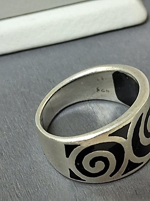Серебряное кольцо с эмалью (31832637) 5