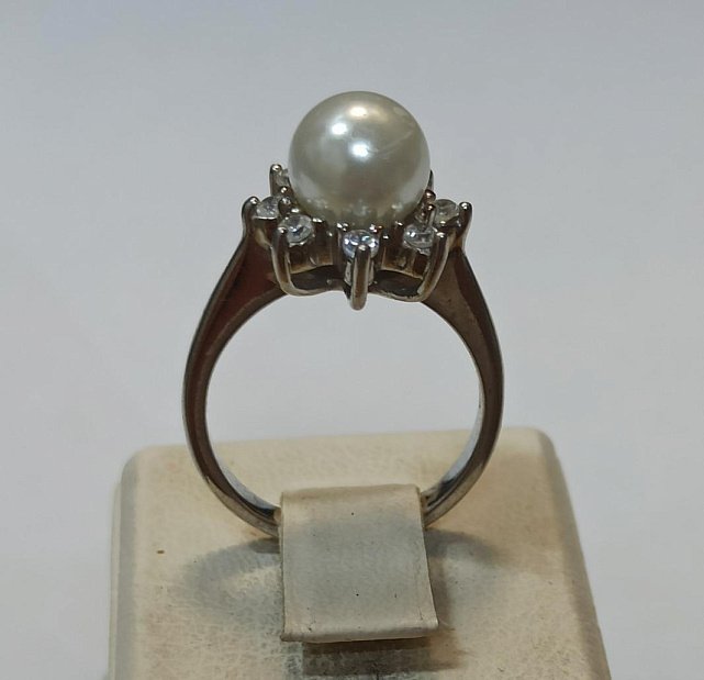 Срібна каблучка з цирконієм і перлами (33931432) 3