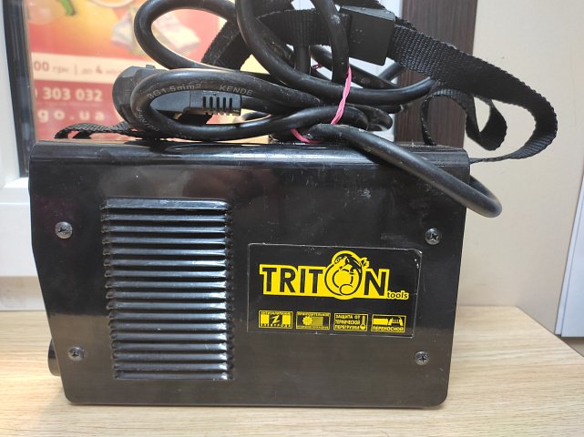 Сварочный инвертор Triton-tools ТИС-200  0