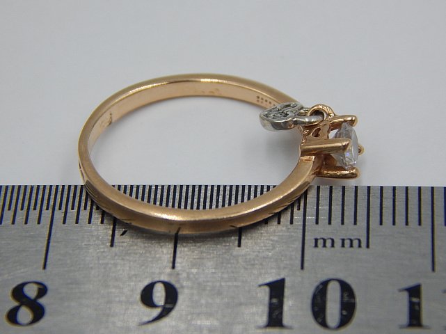 Кольцо из красного и белого золота с цирконием (28256021) 7