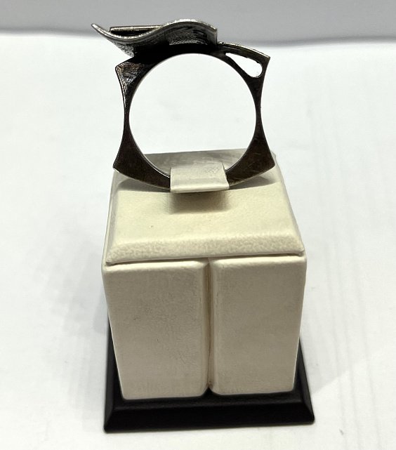 Серебряное кольцо с цирконием (33645846) 2