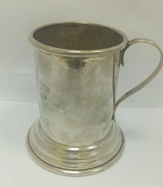 Серебряная чашка (33631180) 0