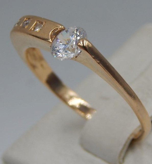 Перстень из красного золота с цирконием (30426390) 1