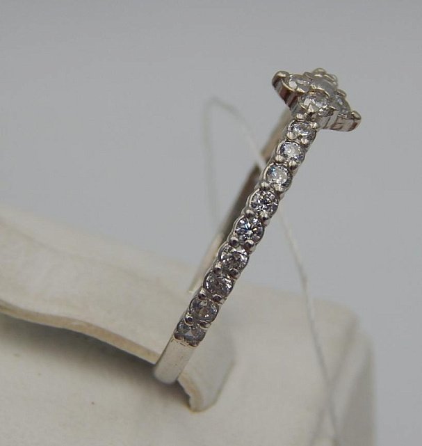 Серебряное кольцо с цирконием (30961431) 2