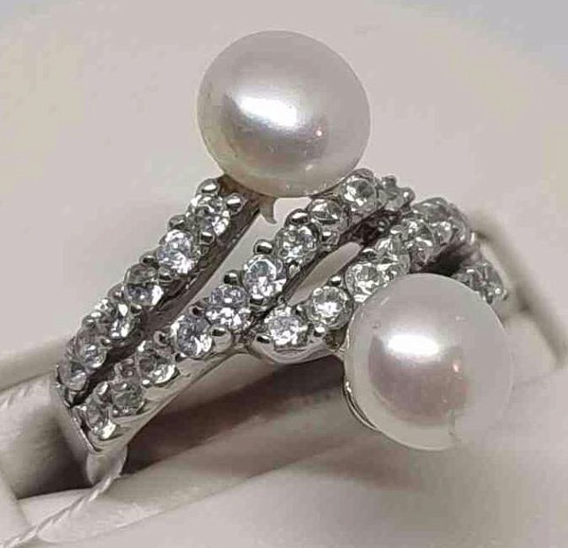 Серебряное кольцо с жемчугом и цирконием (28884855) 0