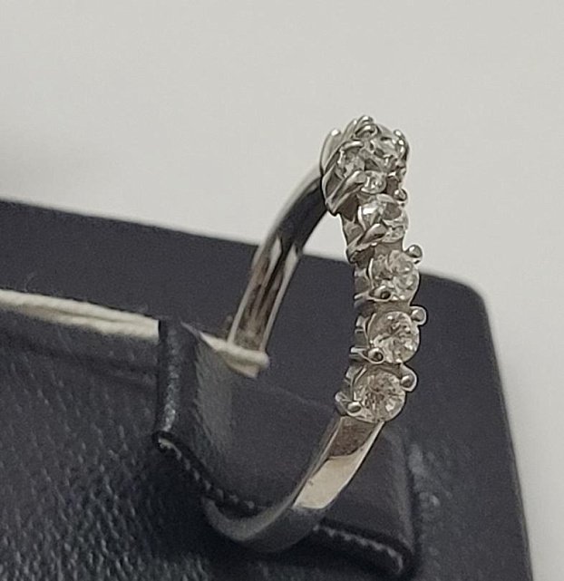 Серебряное кольцо с цирконием (30513221) 2