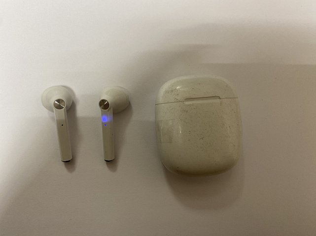 Навушники Awei T16 TWS Bluetooth Earphones 1
