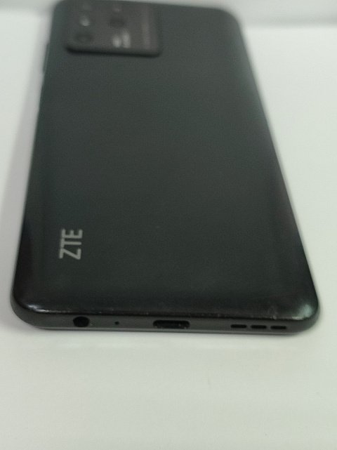 ZTE Blade V30 4/128GB 2
