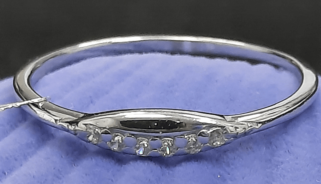 Серебряное кольцо с цирконием (31267573) 0