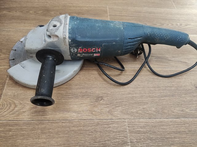 Болгарка (угловая шлифмашина) Bosch GWS 20-230 H 2