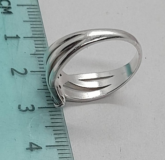 Серебряное кольцо с цирконием (31762278) 4