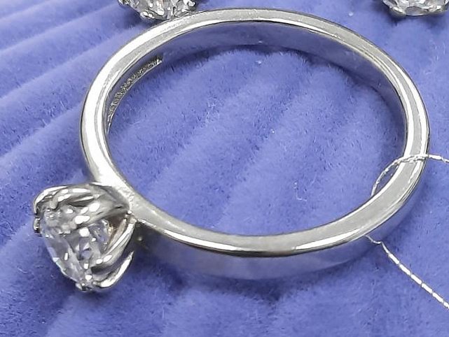 Серебряное кольцо с цирконием (31277679) 2