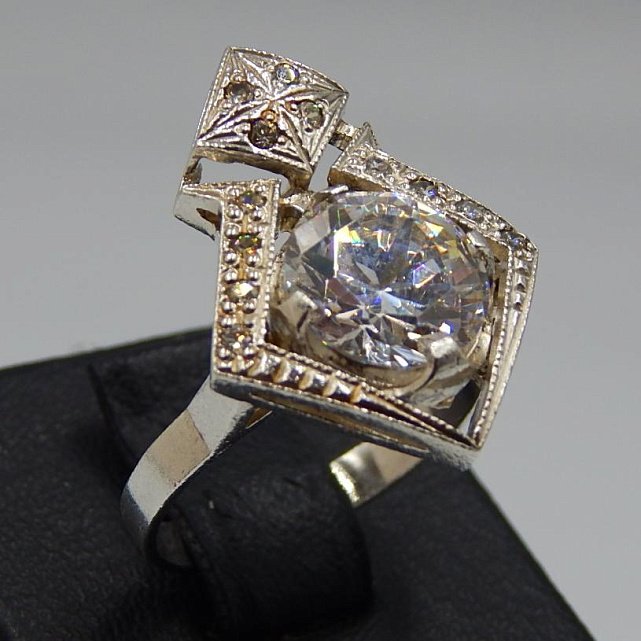 Серебряное кольцо с цирконием (31445868) 2