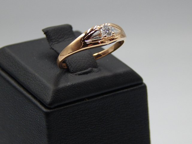 Кольцо из красного и белого золота с бриллиантом (-ми) (31541099) 1