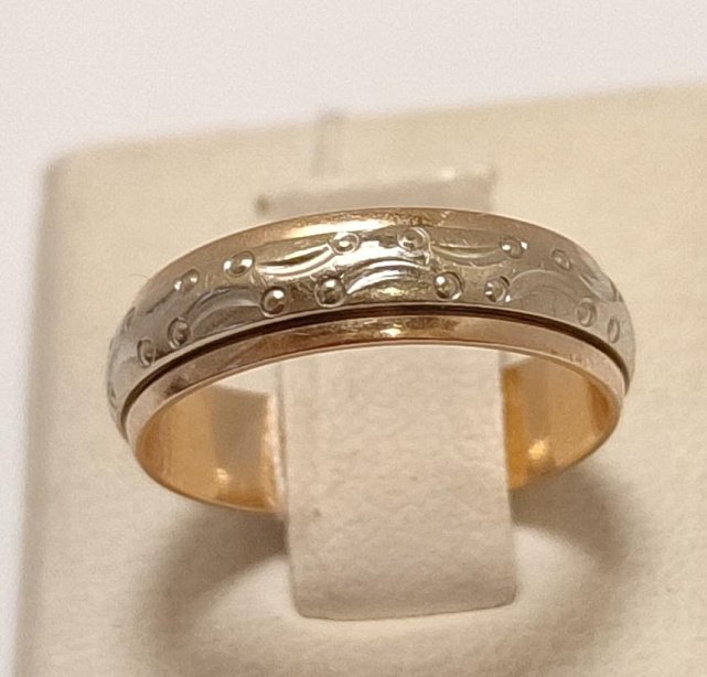 Обручальное кольцо из красного и белого золота (33682435)  0