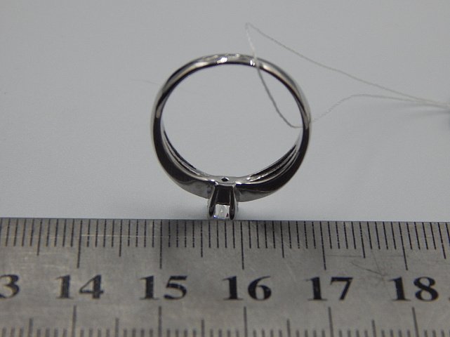 Серебряное кольцо с цирконием (31292919) 3
