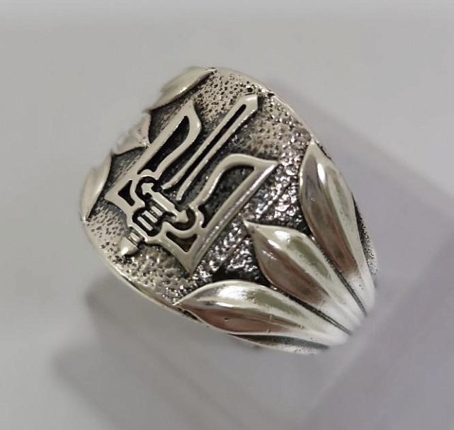 Серебряное кольцо (33620358) 1