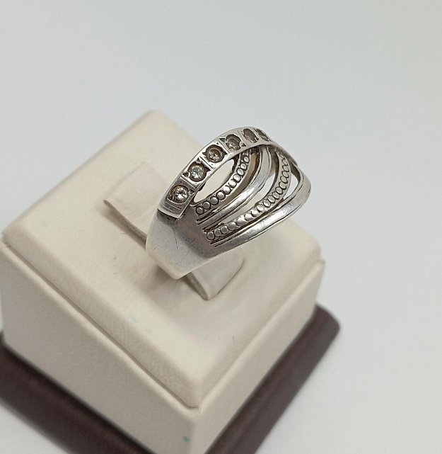 Серебряное кольцо с цирконием (33966348) 1