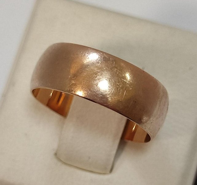 Обручальное кольцо из красного золота (33339382) 0