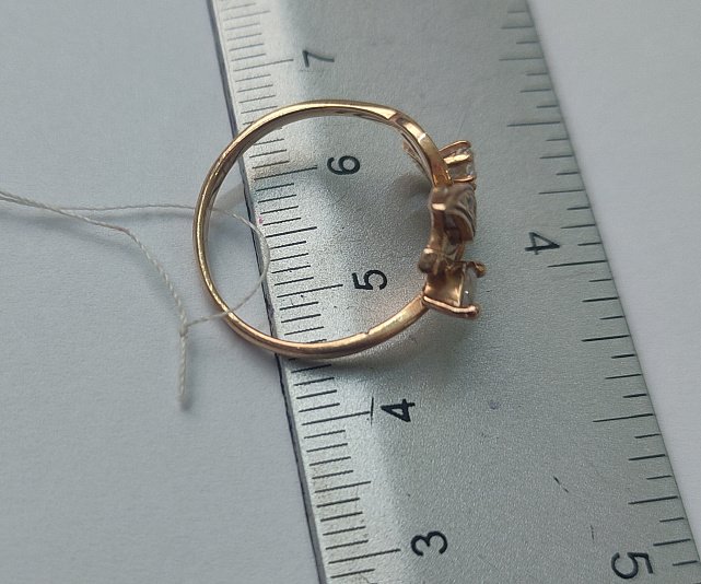 Кольцо из красного и белого золота с цирконием (31386276) 2