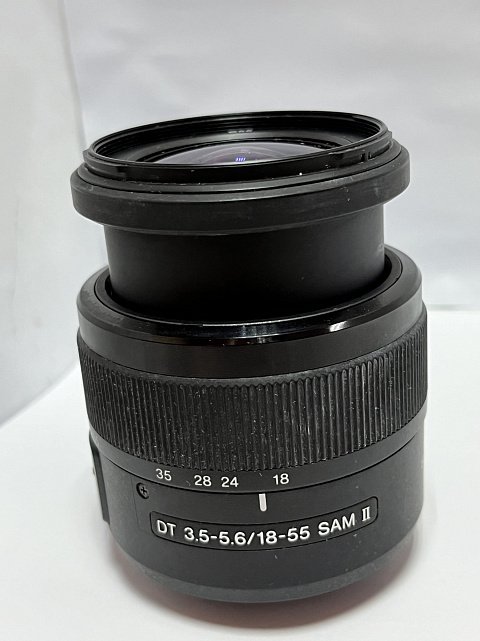 Об'єктив Sony DT 18-55mm f/3.5-5.6 (SAL-1855) 1