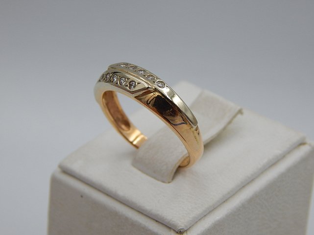 Кольцо из красного и белого золота с цирконием (30666725)  4