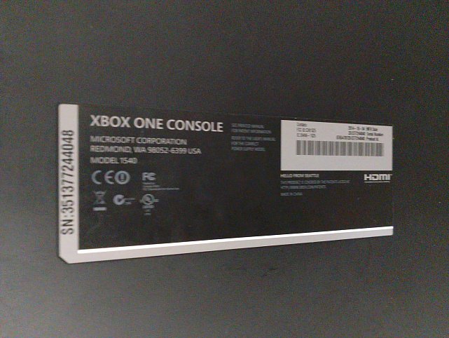Ігрова приставка Microsoft Xbox One 500GB 2
