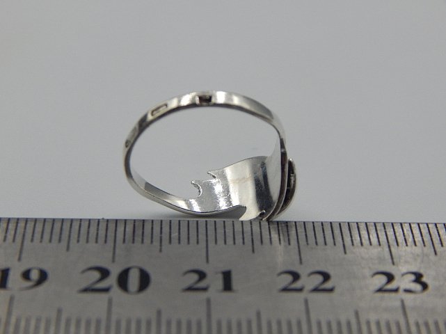 Серебряное кольцо с цирконием (31328265) 3