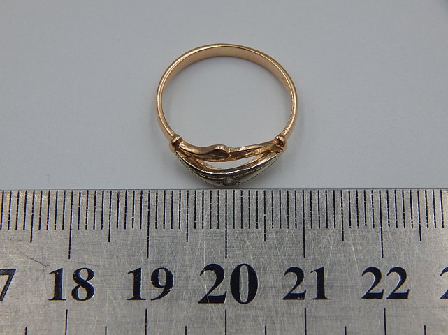 Кольцо из красного и белого золота с цирконием (33612752)  3