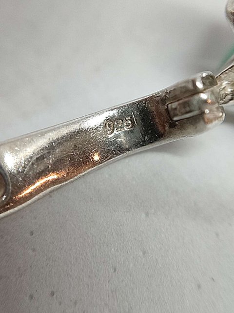 Серебряные серьги с сапфиром и изумрудом (32042302) 5