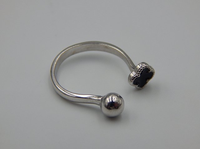 Серебряное кольцо с эмалью (32561810) 4