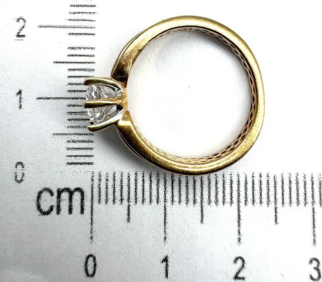 Кольцо из красного и белого золота с цирконием (33745380) 3