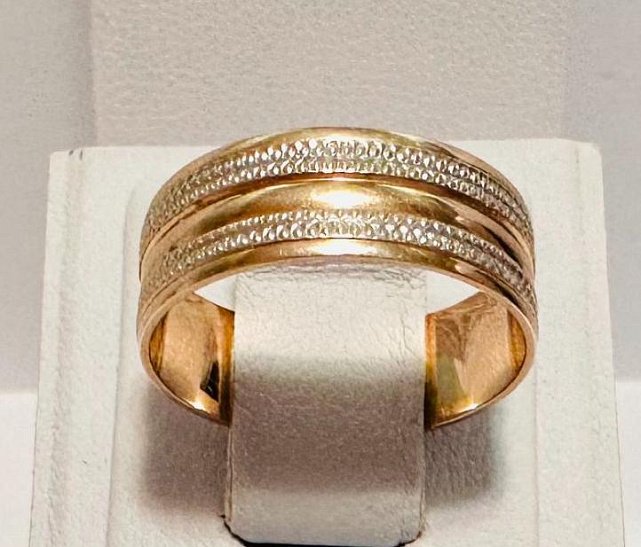Обручальное кольцо из красного и белого золота (33197219)  3