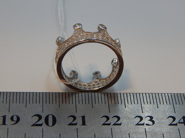 Серебряное кольцо с цирконием (30537273) 1