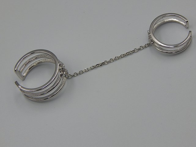 Серебряное кольцо с цирконием (32539516) 4