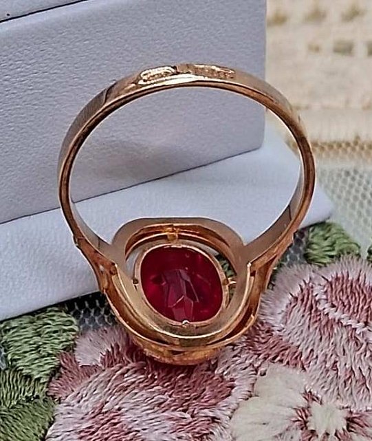 Кольцо из красного золота с корундом (32731593) 4