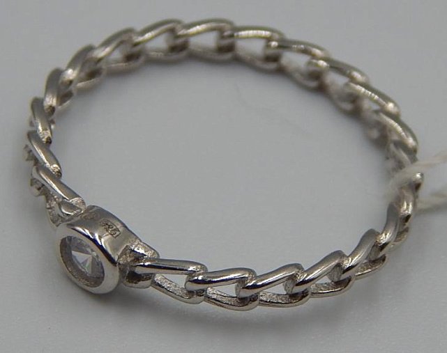 Серебряное кольцо с цирконием (31385214) 1