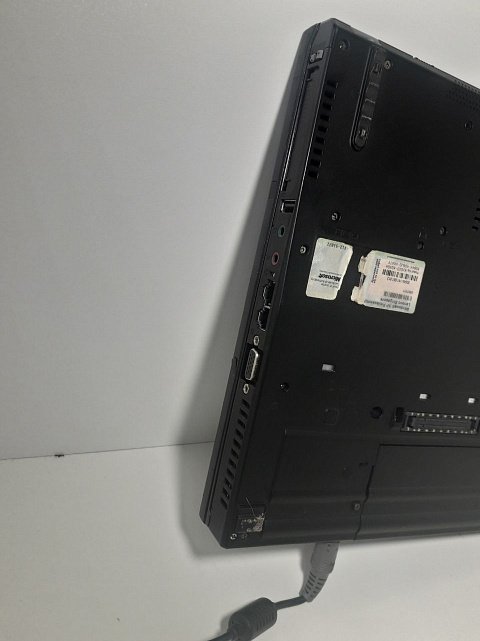 Ноутбук Lenovo ThinkPad T60 (Intel Core Duo T2500/2Gb/HDD160Gb) (33812446) 6