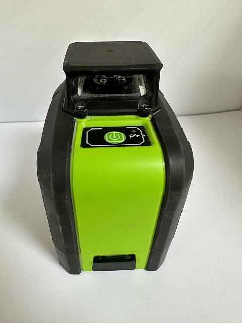 Лазерний нівелір Huepar HP-901CG 1