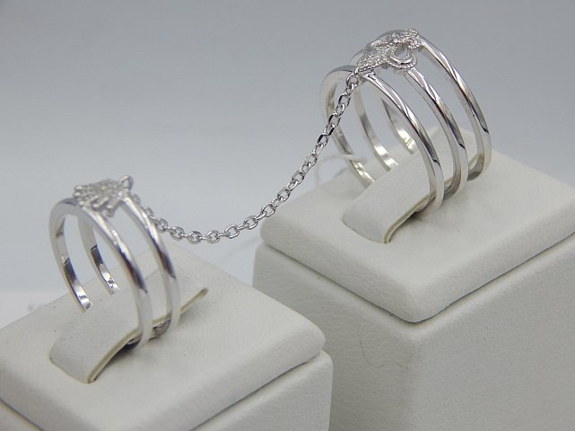 Серебряное кольцо с цирконием (28353778) 2