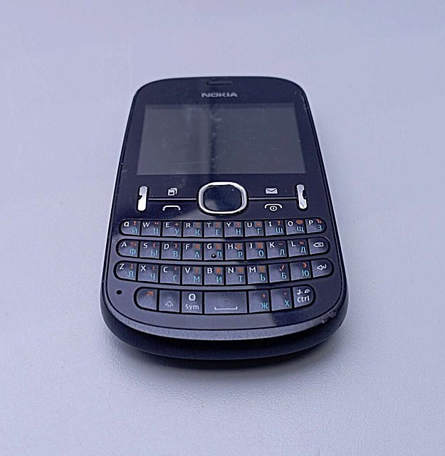 Nokia Asha 200 13