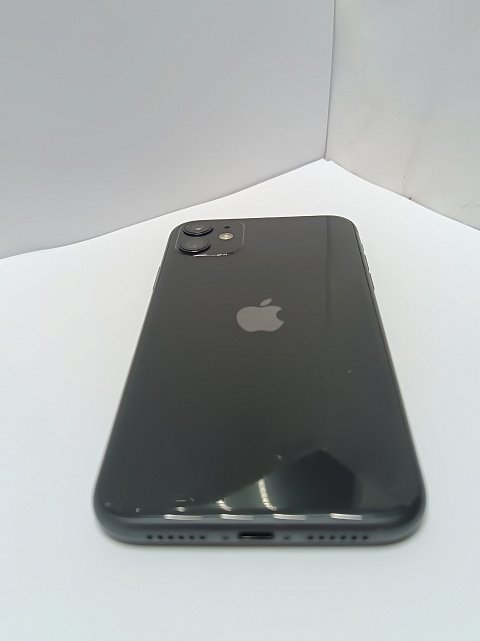 Apple iPhone 11 64GB Black (MWLT2) 1