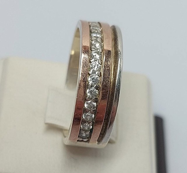 Серебряное кольцо с позолотой и цирконием (33669468) 1