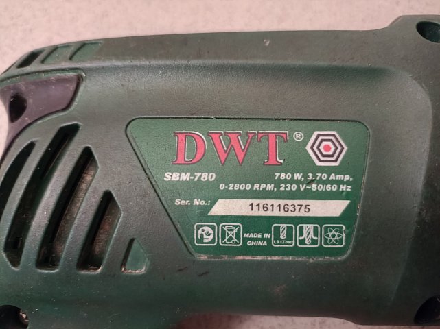 Дрель ударная DWT SBM-780 1