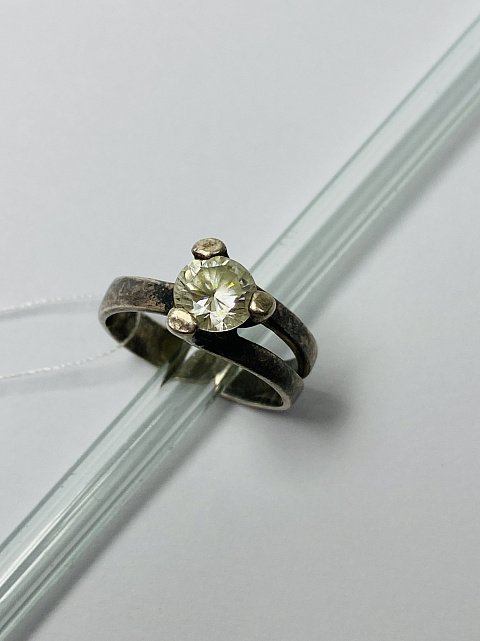 Серебряное кольцо с цирконием (33810920) 1