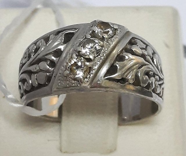 Серебряное кольцо с цирконием (33800425) 0