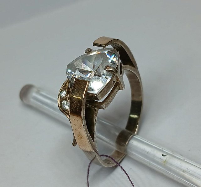 Серебряное кольцо с цирконием и позолотой (33770487) 2